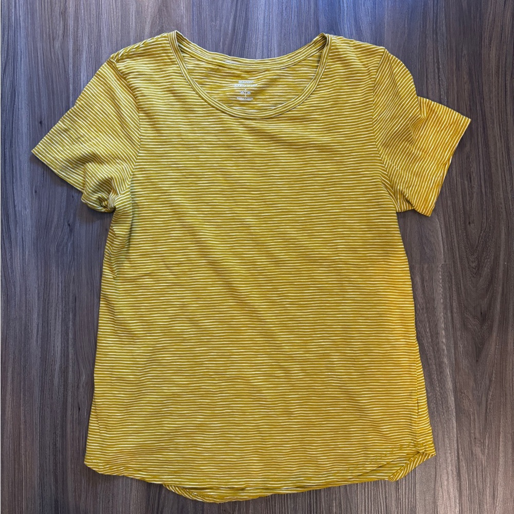 Old Navy Striped Yellow Top Size Medium